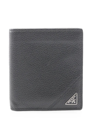 Prada Pre-Owned 2010s triangle logo leather wallet - Black
