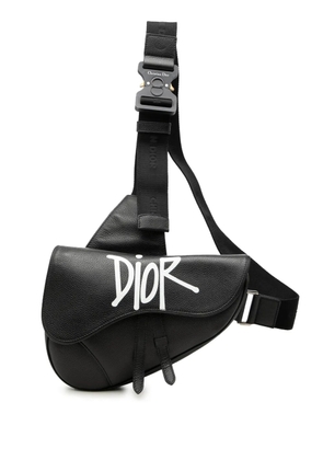 Christian Dior Pre-Owned 2020 Shawn Stussy Grained Calfskin Saddle Bag crossbody bag - Black