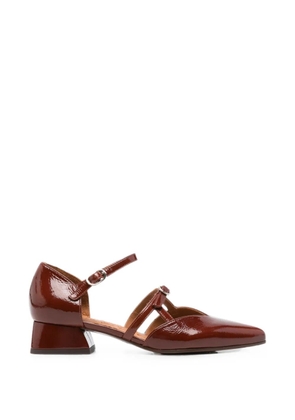 Chie Mihara buckle-fastening pointed-toe loafers - Brown