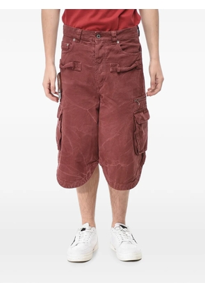 Off-White multi-pocket garment-dyed shorts - Red