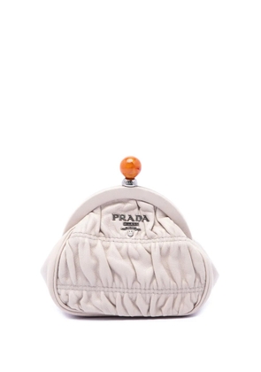 Prada Pre-Owned 2013-2026 Nappa Gaufre Kiss Lock Purse coin pouch - White