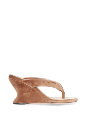 Balenciaga Gaeta wedge thong sandals - Neutrals