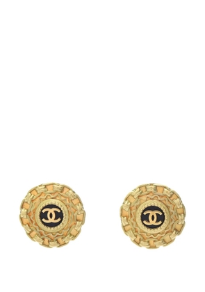 CHANEL Pre-Owned 1995 CC Gold Plated Enamel Chain Link Round Clip on Earrings costume earrings
