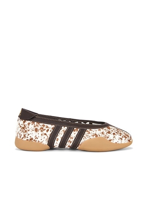 Adidas Originals Taekwondo Mei Ballet Sneaker in Dark Brown & White - Brown. Size 6.5 (also in 10, 11, 5.5, 6, 7, 7.5, 8, 8.5, 9, 9.5).