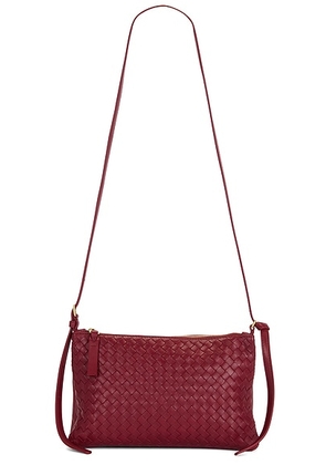 Bottega Veneta Gemellini Medium Bag in Lava Red & Brass Vibrato - Red. Size all.