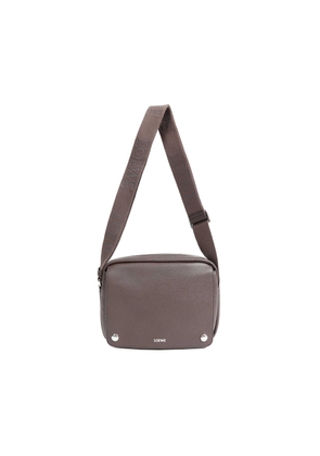Medium Pebble Messenger Bag