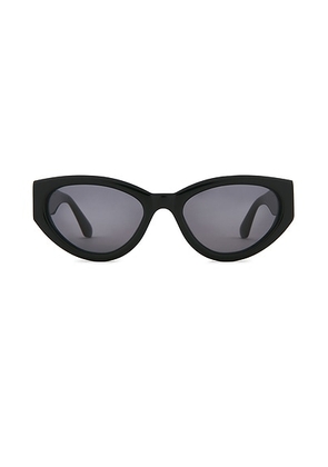 Chimi 06 Sunglasses in Black - Black. Size all.