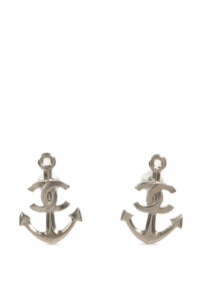 CHANEL Pre-Owned CC anchor earrings - Silver
