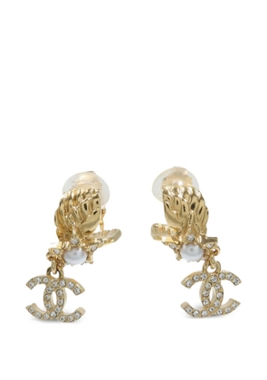 CHANEL Pre-Owned CC drop earrings - Gold