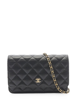 CHANEL Pre-Owned Matelassé chain wallet - Black