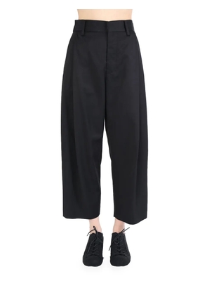 Uma Wang pleat-detailing cropped trousers - Black