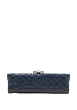 CHANEL Pre-Owned 2014 CC Quilted Lambskin Pearl Evening Baguette clutch bag - Blue