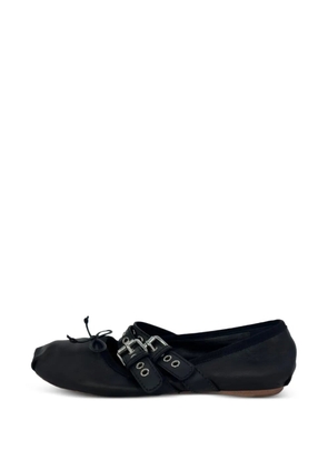 Miu Miu Pre-Owned buckle ballet flats - Black