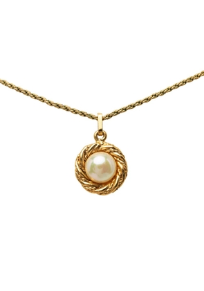 CHANEL Pre-Owned 1970-1980 Gold Plated Faux Pearl Round Pendant Necklace costume necklace