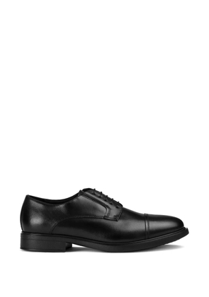 Doucal's cap-toe lace-up Derby shoes - Black