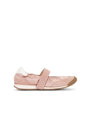 Dolce Vita Spruce Sneaker in Rose. Size 6. Also in 6.5, 7, 7.5, 8, 8.5, 9, 9.5, 10.