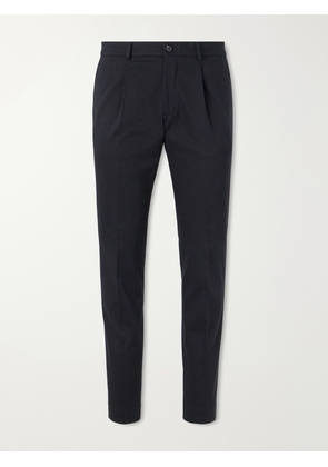 Slowear - Tapered Pleated Cotton-Blend Gabardine Suit Trousers - Men - Black - IT 44