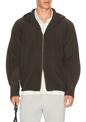 Homme Plisse Issey Miyake Monthly Colors July Blouson in Shade Grayish Brown - Grey. Size 4 (also in 2, 3).