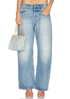 EB Denim Shifter Bowed Jeans in Luca - Blue. Size 26 (also in 23, 24, 25, 27, 28, 29, 30).