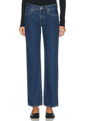 SLVRLAKE Chloe Low Rise Straight Leg in LA Woman - Blue. Size 29 (also in 24, 25, 27, 28, 30).