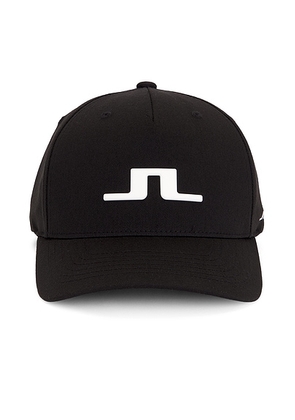 J.Lindeberg Heath Cap in Black - Black. Size all.