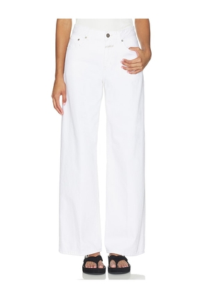 CLOSED Jayla Jeans in Ivory. Size 25. Also in 26, 28, 29, 30, 31, 32.