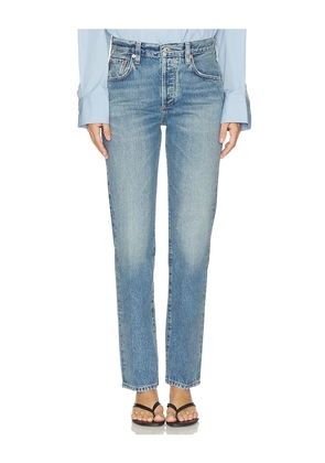 Citizens of Humanity 90s French High Rise Straight in Blue. Size 23. Also in 24, 25, 26, 27, 28, 29, 30, 31, 32, 33, 34.