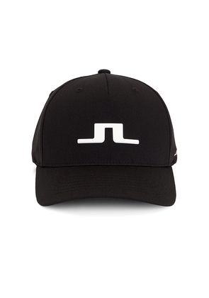 J.Lindeberg Heath Cap in Black.
