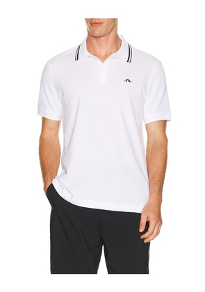 J.Lindeberg Joey Tipping Polo in White. Size S. Also in M, L, XL/1X.