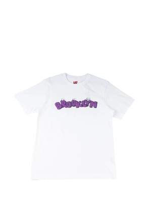 KAWS x Uniqlo UTme! Brooklyn-print T-shirt - White