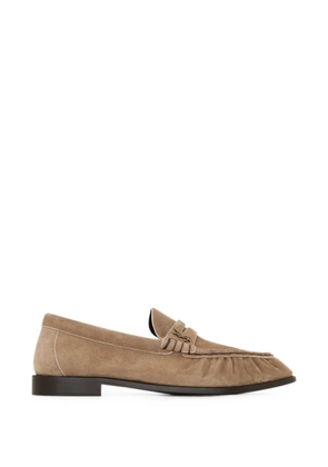 Saint Laurent Le Loafer supple in suede - Neutrals