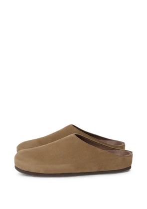 Studio Nicholson Wearing Nabuk clogs - Neutrals
