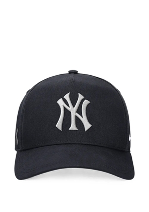 KAWS x Nike New York Yankees baseball cap - Black