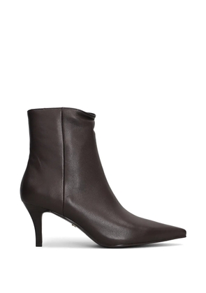 Lola Cruz pointed-toe ankle boots - Brown