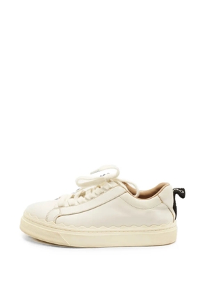Chloé Pre-Owned Lauren scalloped sneakers - White
