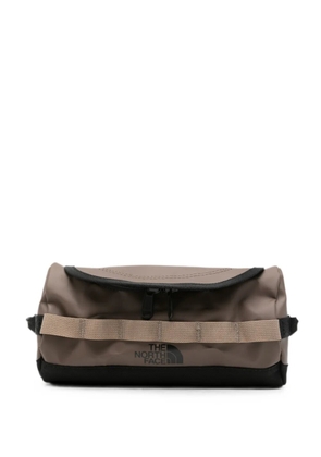 The North Face Base Camp clutch bag - Brown
