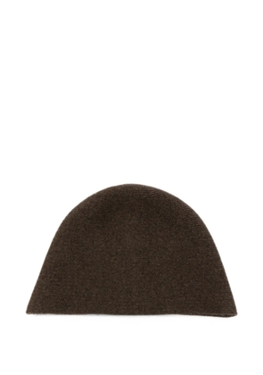 Uma Wang knitted beanie hat - Brown
