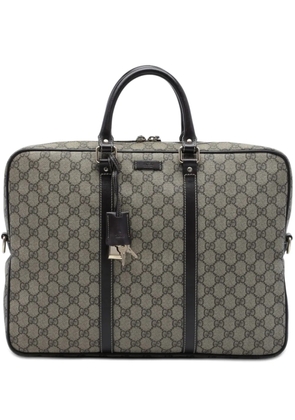 Gucci Pre-Owned 2016-2026 GG Supreme business bag - Neutrals