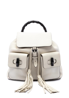 Gucci Pre-Owned 2016-2026 Grained Calfskin Bamboo Tassel backpack - White