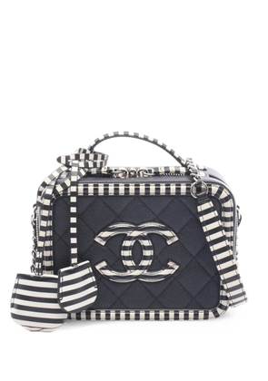 CHANEL Pre-Owned 2019 CC Filigree vanity bag - Black