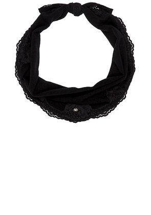 Valentino Garavani Knitted Scarf in Nero - Black. Size all.