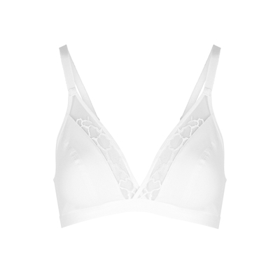 https://cdn-images.milanstyle.com/fit-in/400x568/filters:quality(100)/spree/images/attachments/010/625/492/original/wacoal-lisse-white-soft-cup-bra-bra-embroidered-tulle-inserts-s-harvey-nichols-photo.jpg